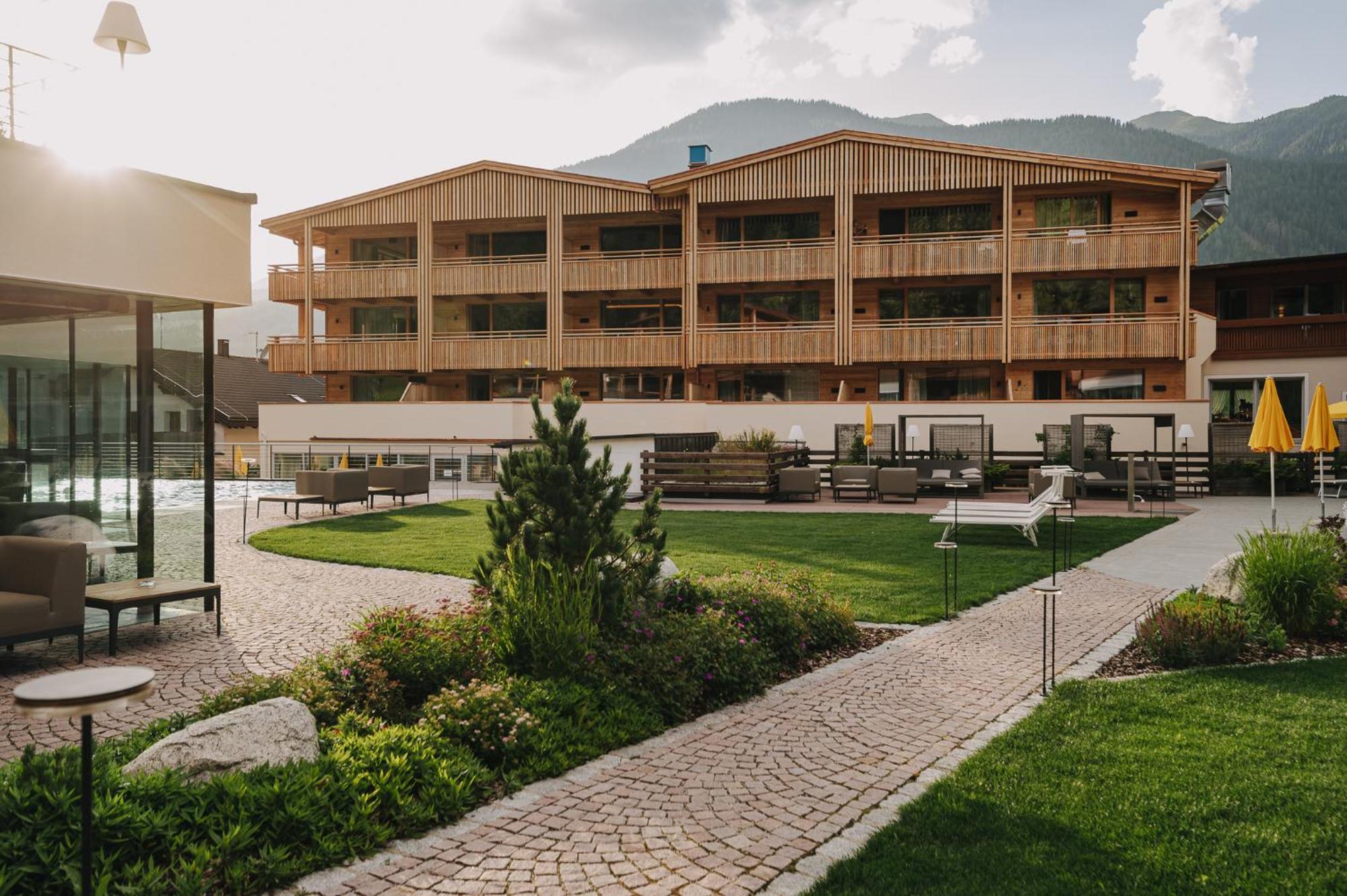 Alpine Nature Hotel Stoll Planca di Sopra Exterior foto